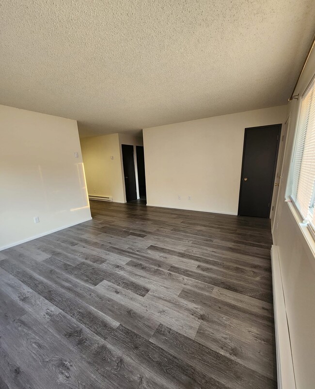 Photo - 609 E Homestead Pl