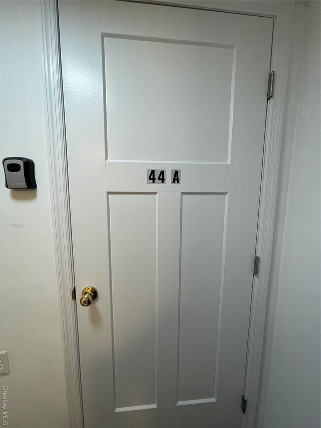 Photo - 44 E Market St Unidad A