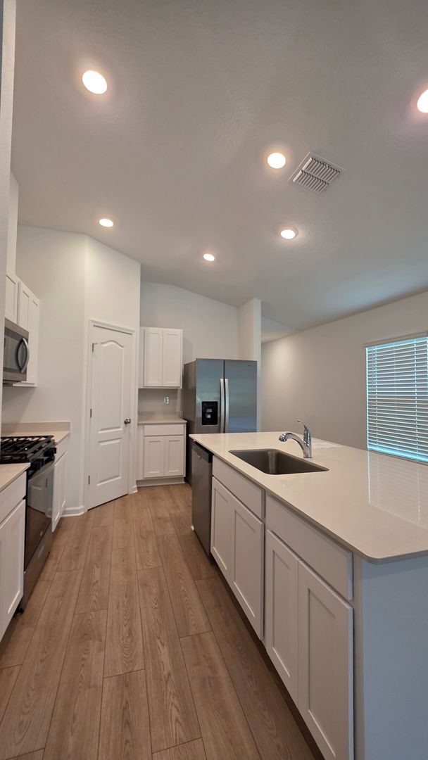 868 Grand Reserve Dr