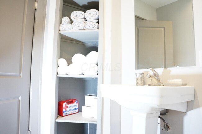 Photo - 2310 Summit St