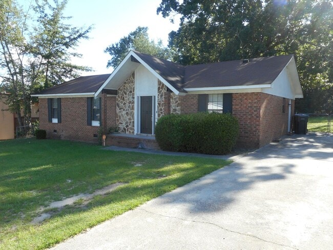 Photo - Charming 3 Bedroom 2 Bath  In Hephzibah