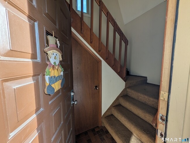 Photo - 17 Little Oak Ln Unit 17