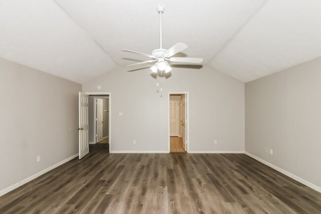 Photo - 6803 Hedgewick Dr