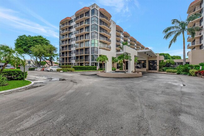 Photo - 899 Jeffery St Unit 109