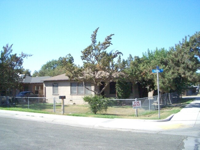 Close to schools and park - Close to schools and park Casa