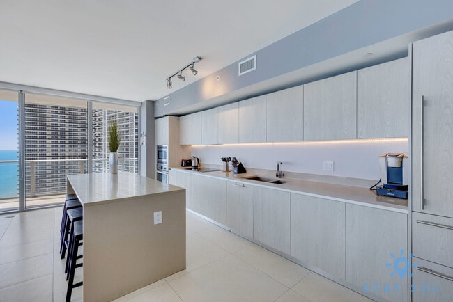 Photo - 4111 S Ocean Dr Unidad ID1227432P