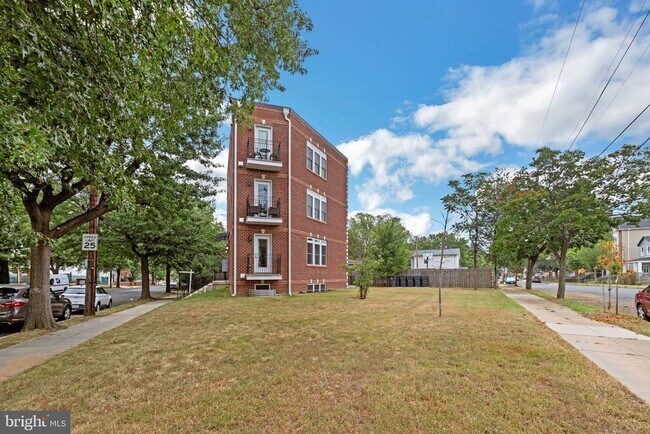 Building Photo - 4613 Minnesota Ave NE Unit 2 Rental