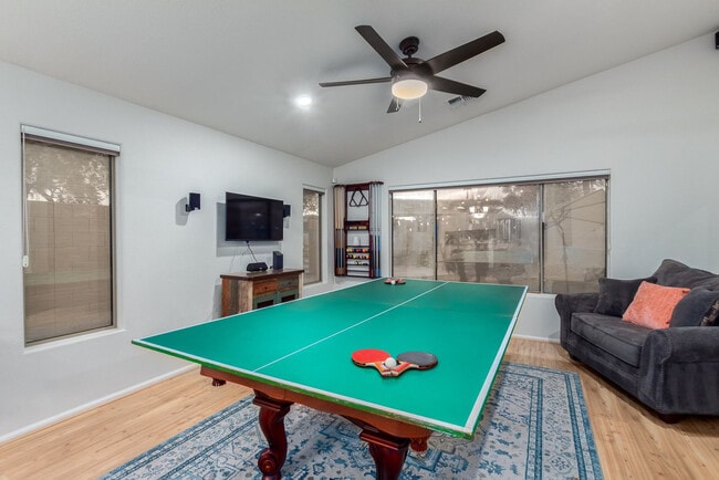 Building Photo - 214 N 165th Dr Unit ID1247660P Rental