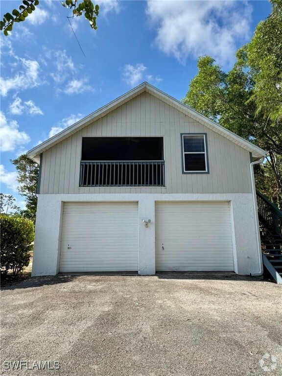 Building Photo - 6560 Sandalwood Ln Rental