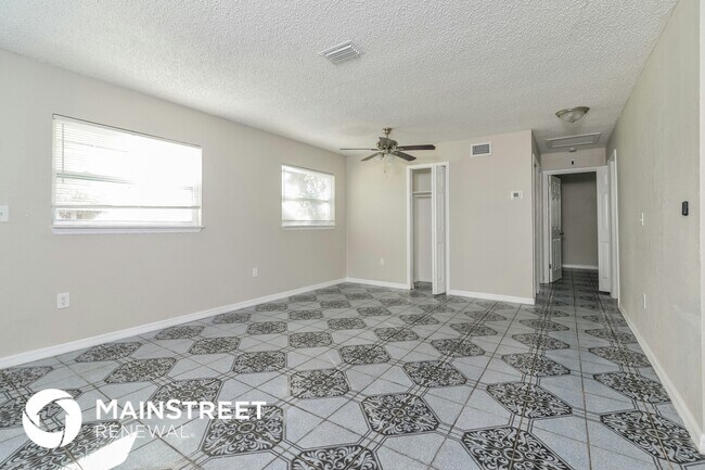 Photo - 3 E Sandpiper St