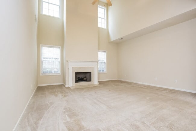 Photo - 2140 Copper Trail Ln NE