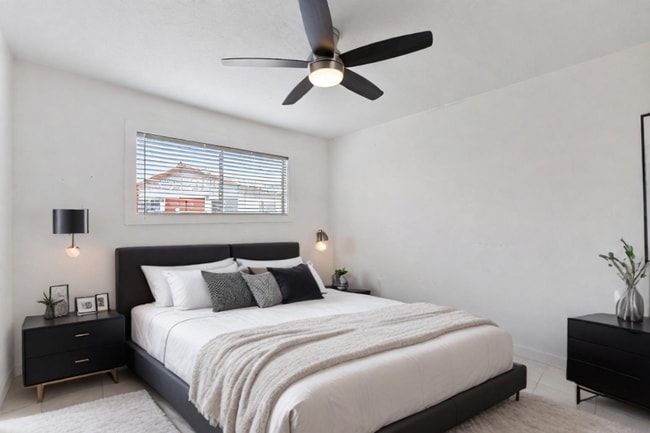 1551 Broadway Unit 28