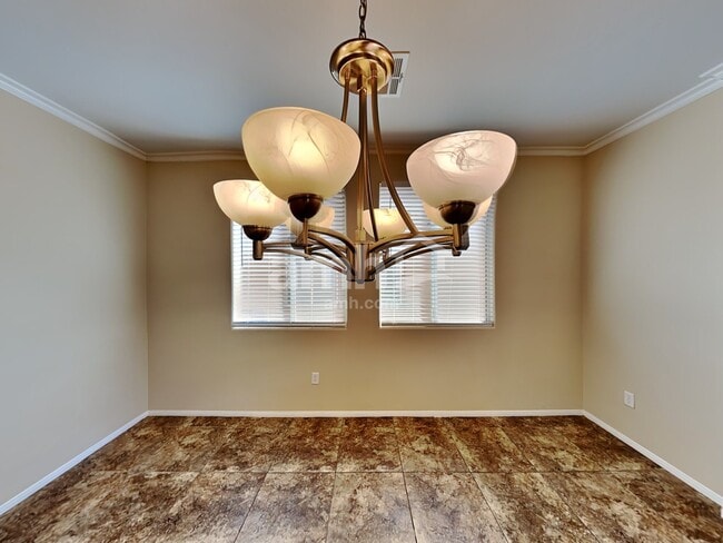 Photo - 7585 Engleberg Ave