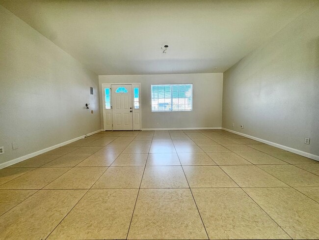 Photo - COMING SOON! Lovely 3 Bedroom 2 Bathroom p...