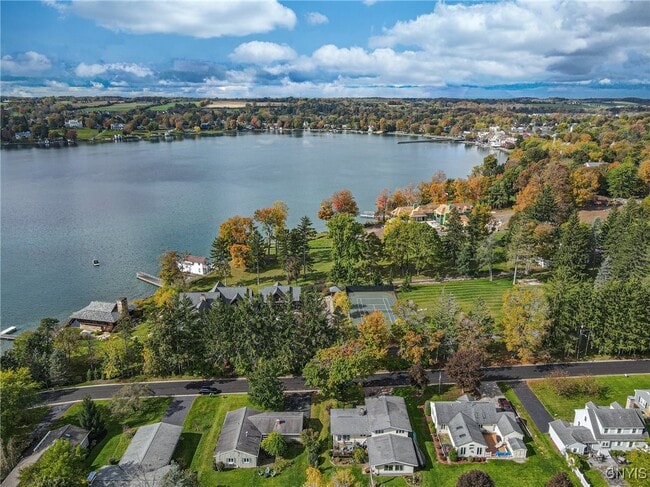 Photo - 35 Lakeview Cir