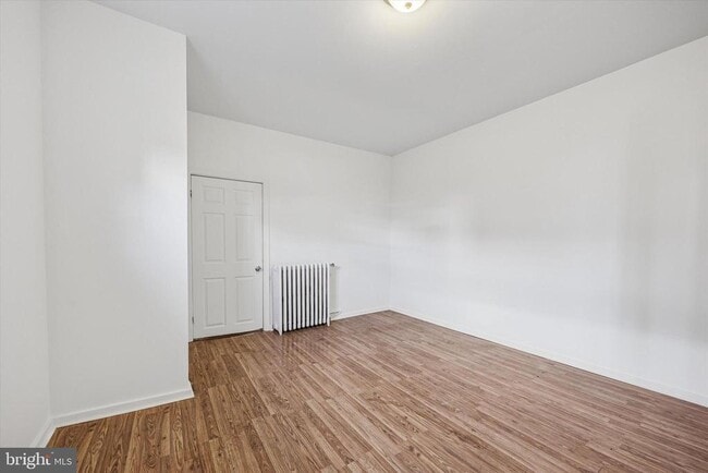 Photo - 6107 Noble St