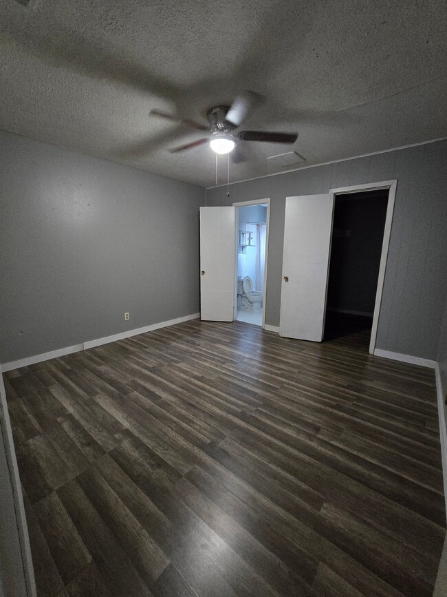 Photo - 4820 Oak Ave Unidad 2