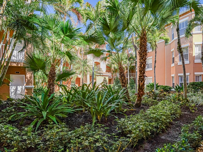 Photo - 5020 Fairways Cir Unit J208