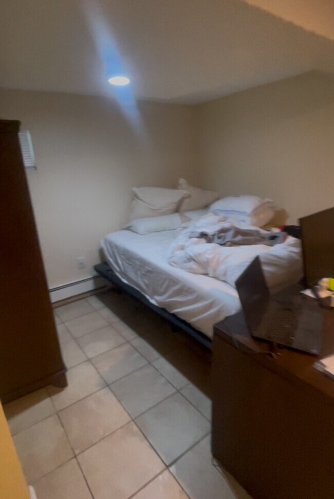 Photo - 52 Calumet St