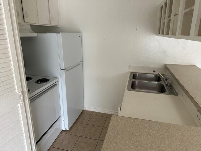 Photo - 820 W Alabama St Unidad 16