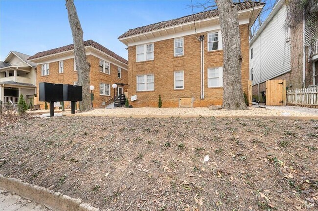 Building Photo - 405 4th St NE Unit 4 Rental