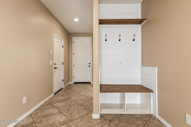 2057 Kenton Way