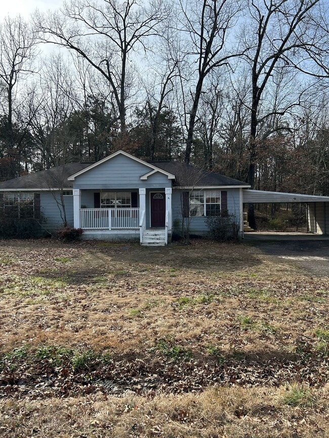 Photo - 3816 E 6th St