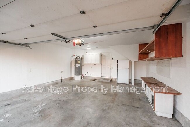 Photo - 2872 Raleigh Ct SE