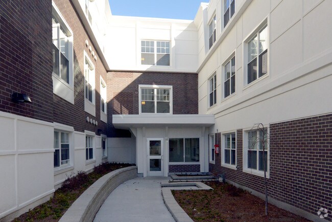 Sunset Lake Apartments - Sunset Lake Apartments