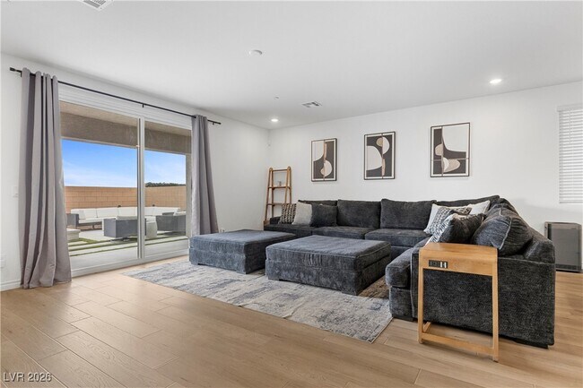 Photo - 3508 Liviana Gln Ave