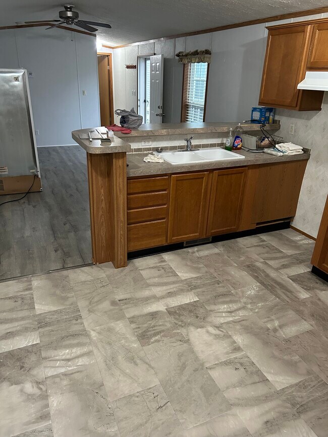 Photo - 9859 Shepherd Rd