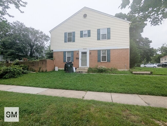 Building Photo - 5035 Berwyn Rd Rental