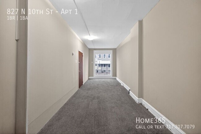 Photo - 827 N 10th St