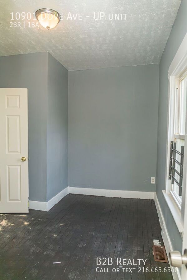 Photo - 10901 Dove Ave Apartment Unit UP