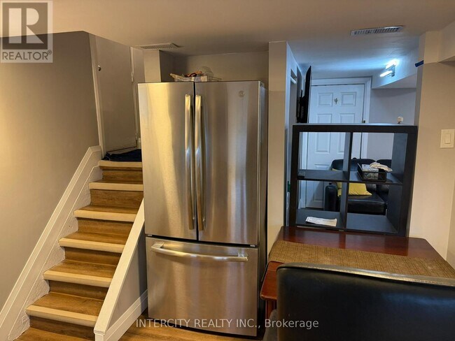 Photo - 222 Combe Ave