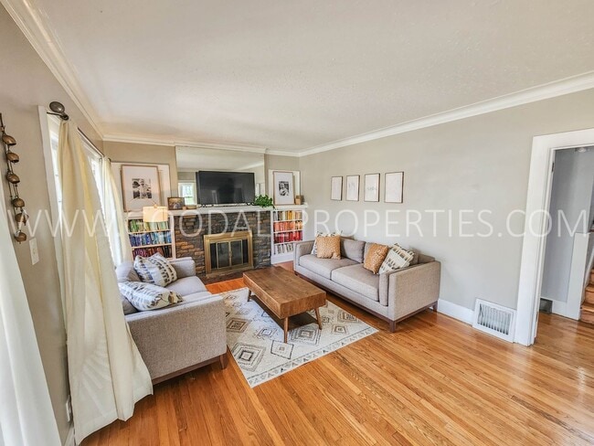 Photo - Iconic 3 Bedroom 1.5 Bath home in Beaverda...