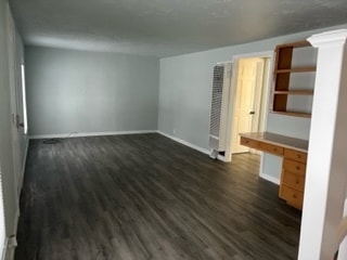 Photo - 605 Van Buren St
