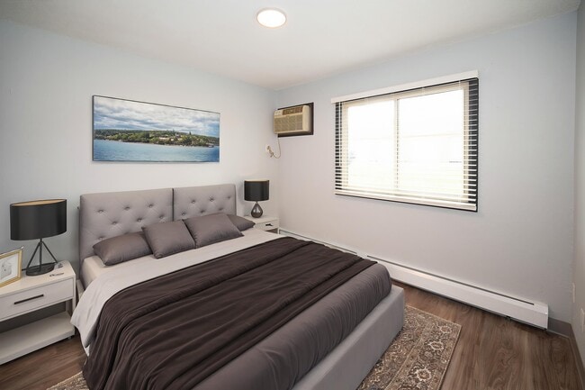 Photo - Meadow Park Apartments