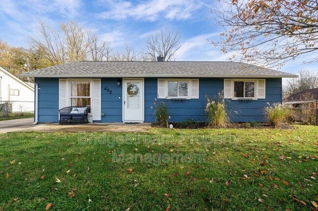 Photo - 655 Eavey St