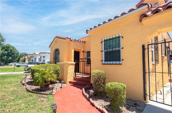 8930 S Hobart Blvd