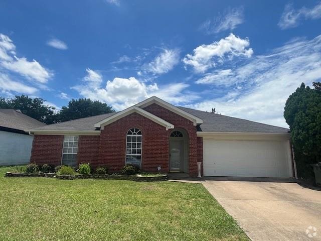 Building Photo - 814 Elbe Dr Rental