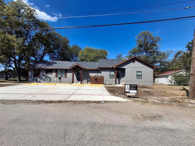 Photo - 902 Chestnut St