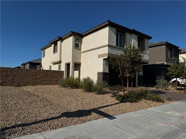 Photo - 949 Ferodale Ave