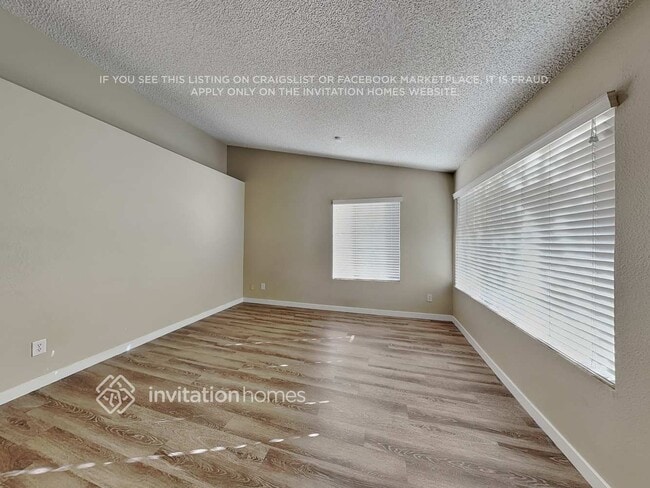 Photo - 3226 W Ross Ave