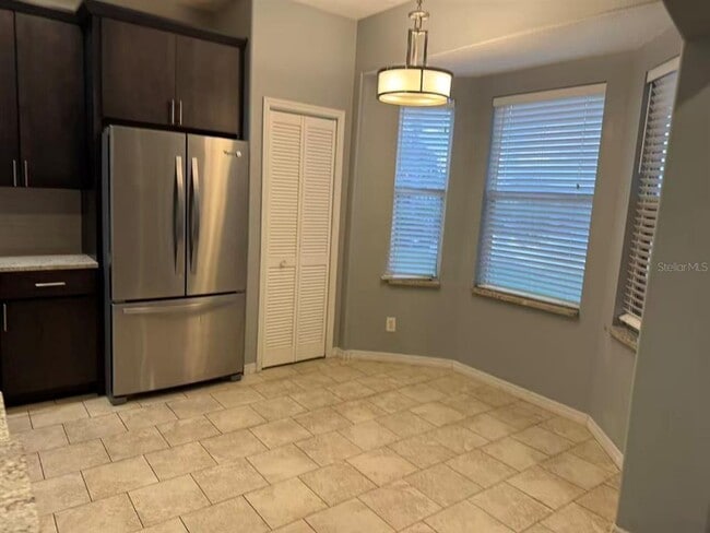 Photo - 1408 Sunningdale Way