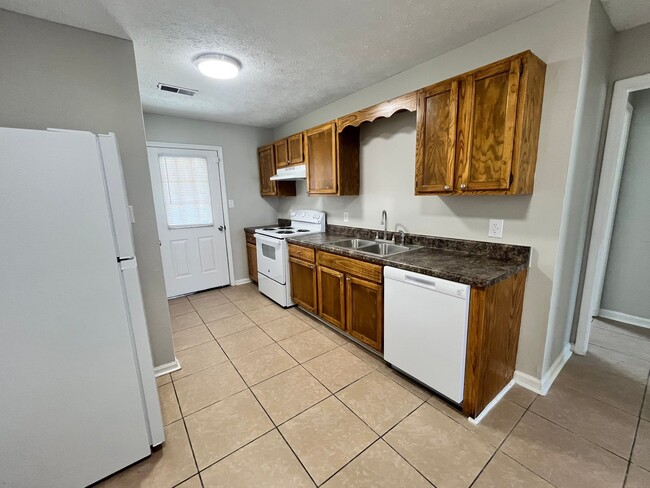 Photo - 33 Carlton Pl