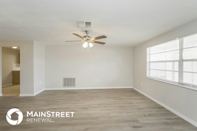 Photo - 6022 Halifax Dr