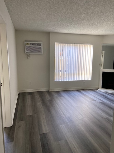 Photo - 1632 N Formosa Ave Unit 208