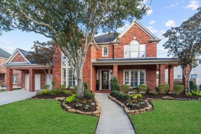 Photo - 2822 Taylorcrest