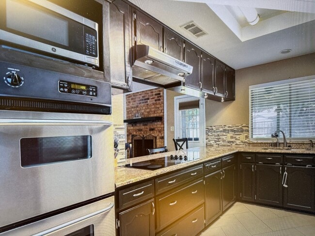 Photo - Wedgewood Addition 3 bed 2 bath 2 car garage